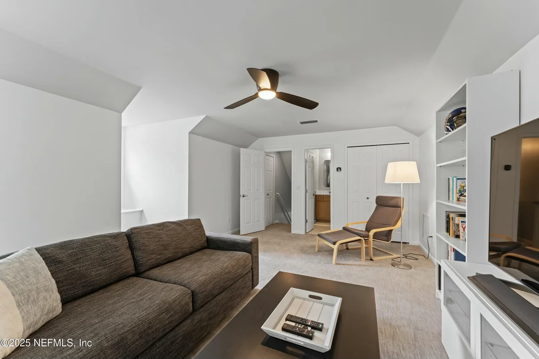Photo of 140 BEAR PEN Road