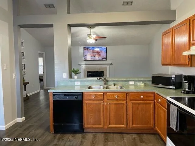 Photo of 493 HERON NEST Point