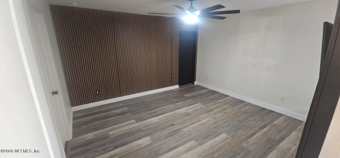 Photo of 5463 OLD COLONY Drive