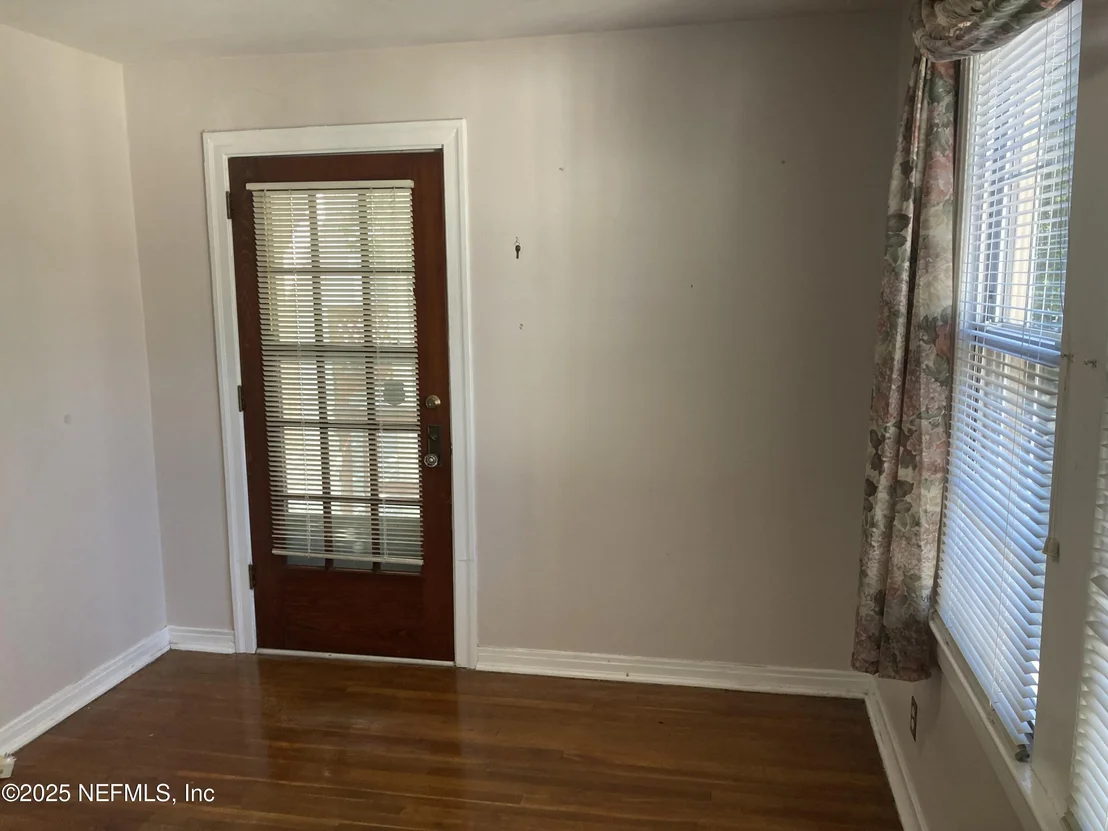 Photo of 1334 MURRAY Drive