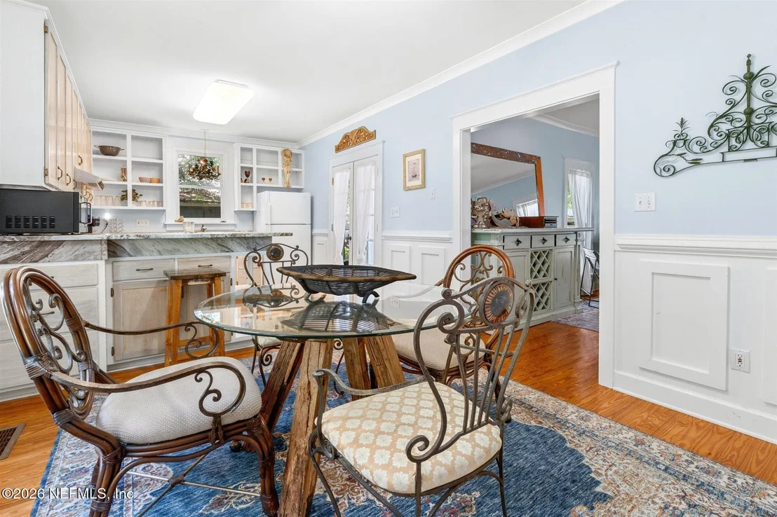 Photo of 18 LOCUST Street