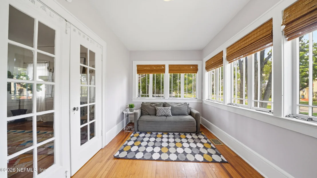 Photo of 1544 TALBOT Avenue