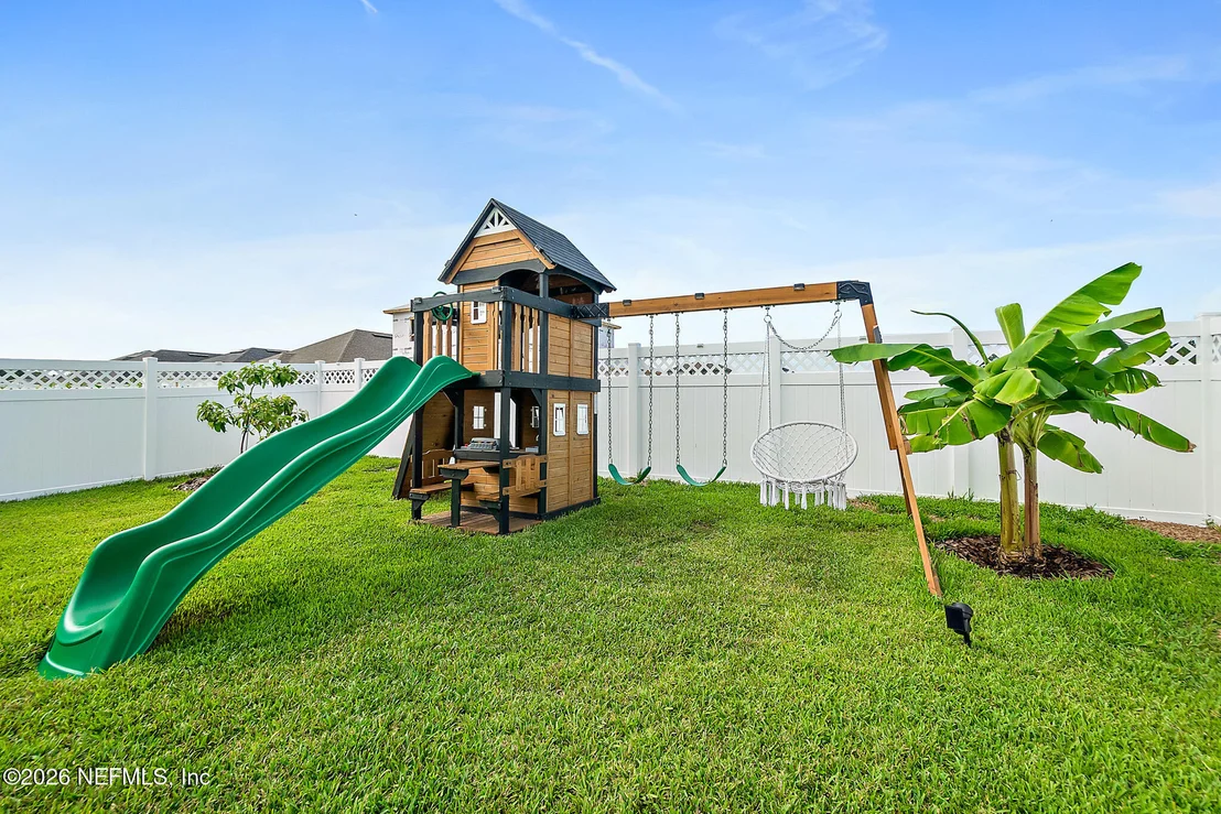 Photo of 542 SILVER LANDING Drive