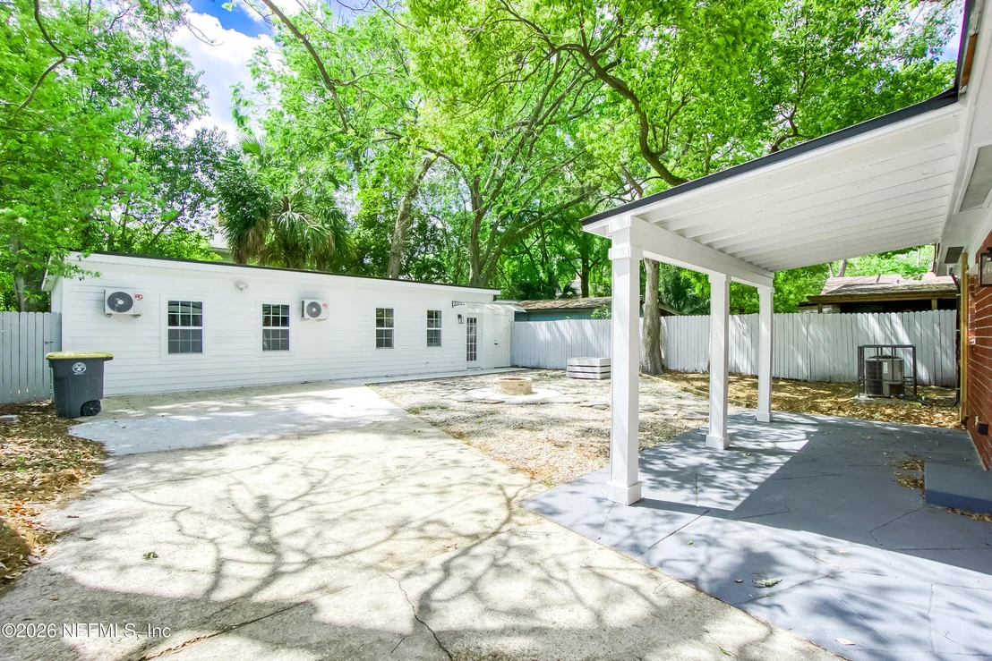 Photo of 3544 COLLEGE Place