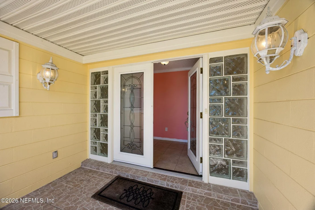 Photo of 995 ALCALA Drive
