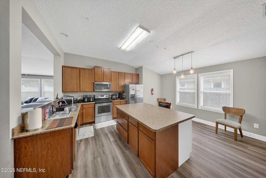 Photo of 5574 HUCKLEBERRY Trail N