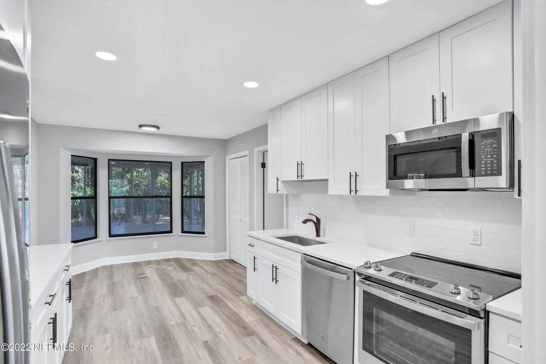 Photo of 1506 RIVERGATE Drive