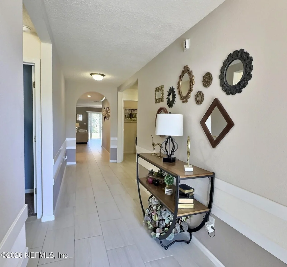 Photo of 465 HARLEY Drive