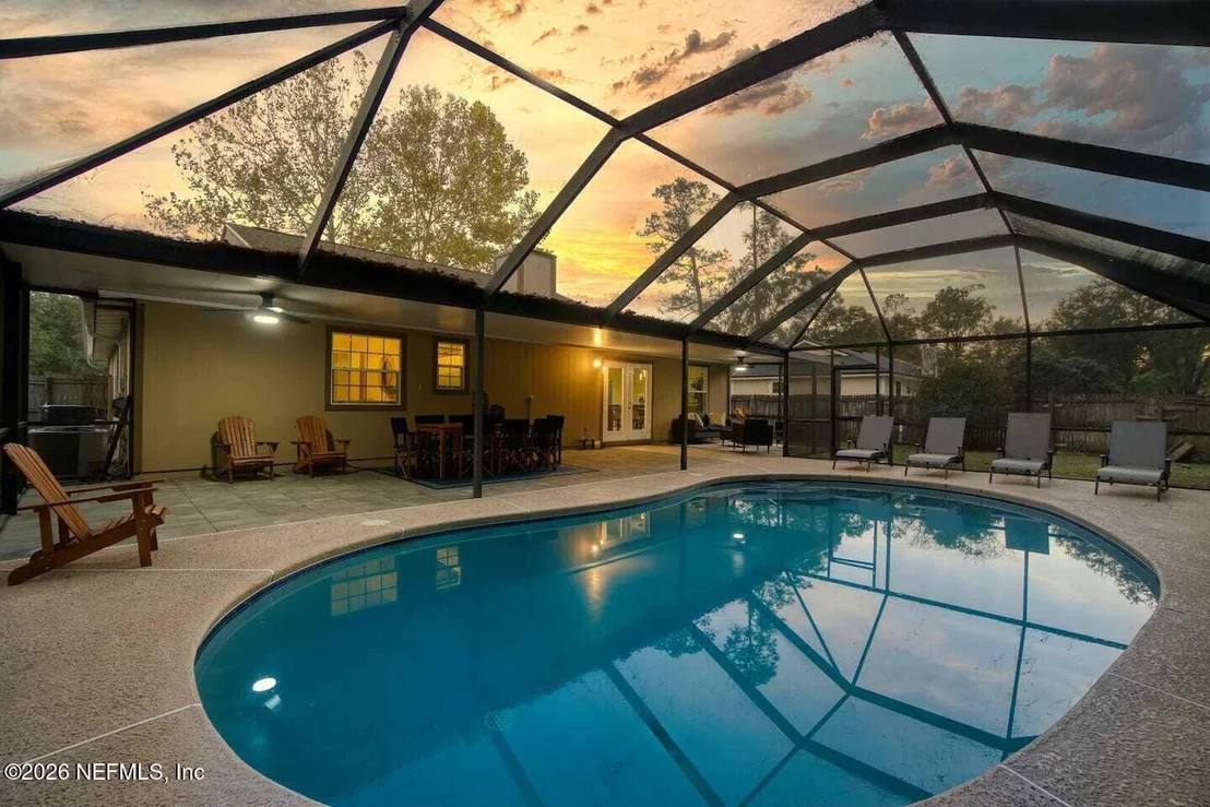 Photo of 4293 WALNUT Bend