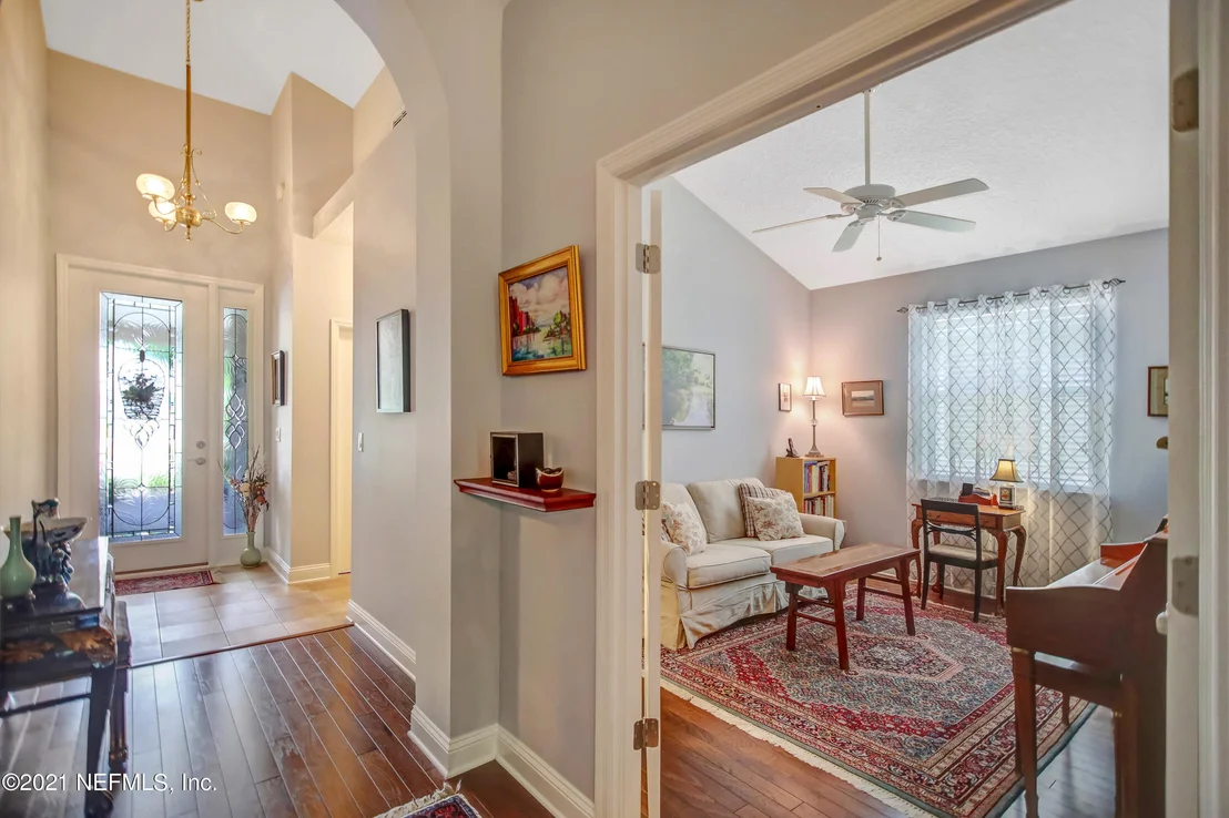 Photo of 584 N LEGACY Trail