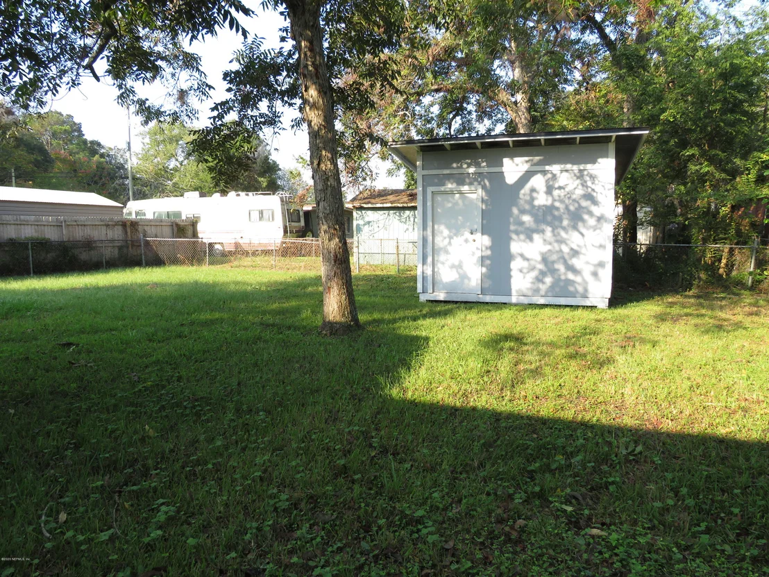 Photo of 1712 ST CLAIR Street