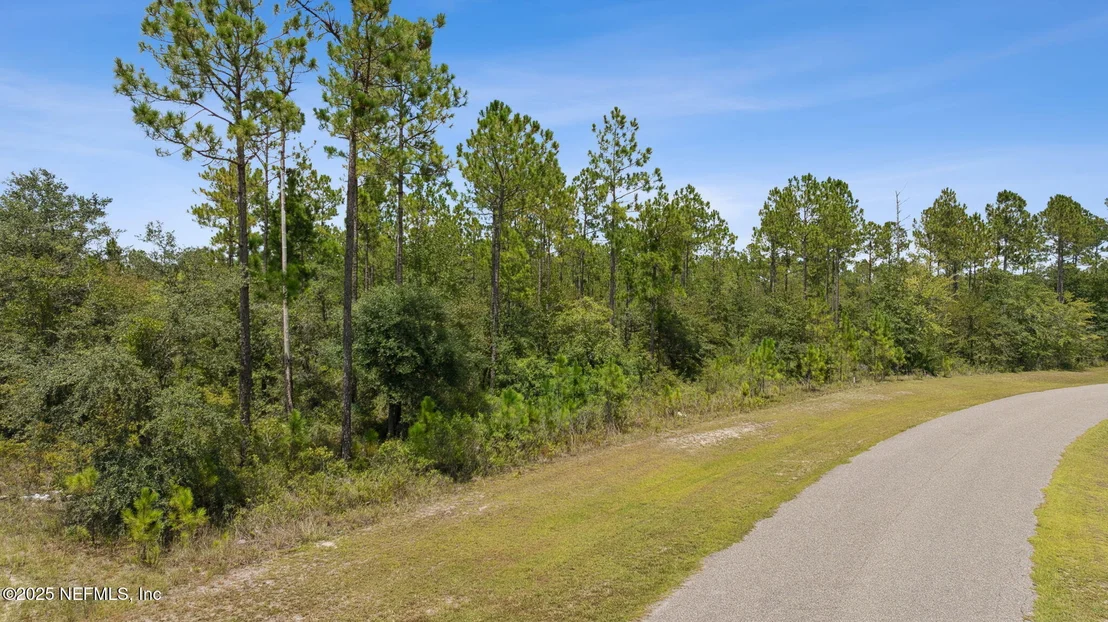 Photo of 14079 DUNROVEN Drive