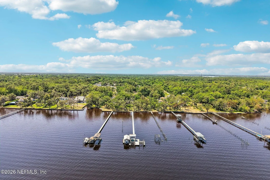 Photo of 4745 RAGGEDY POINT Road