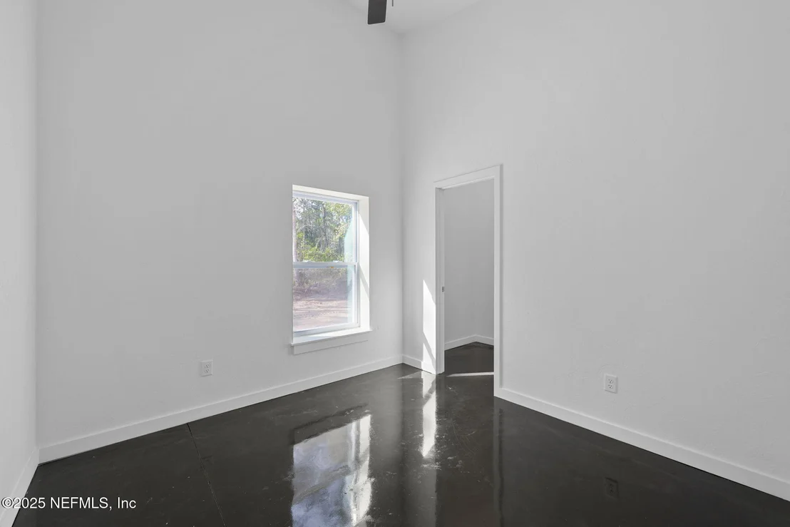 Photo of 102 FRONTENAC Street
