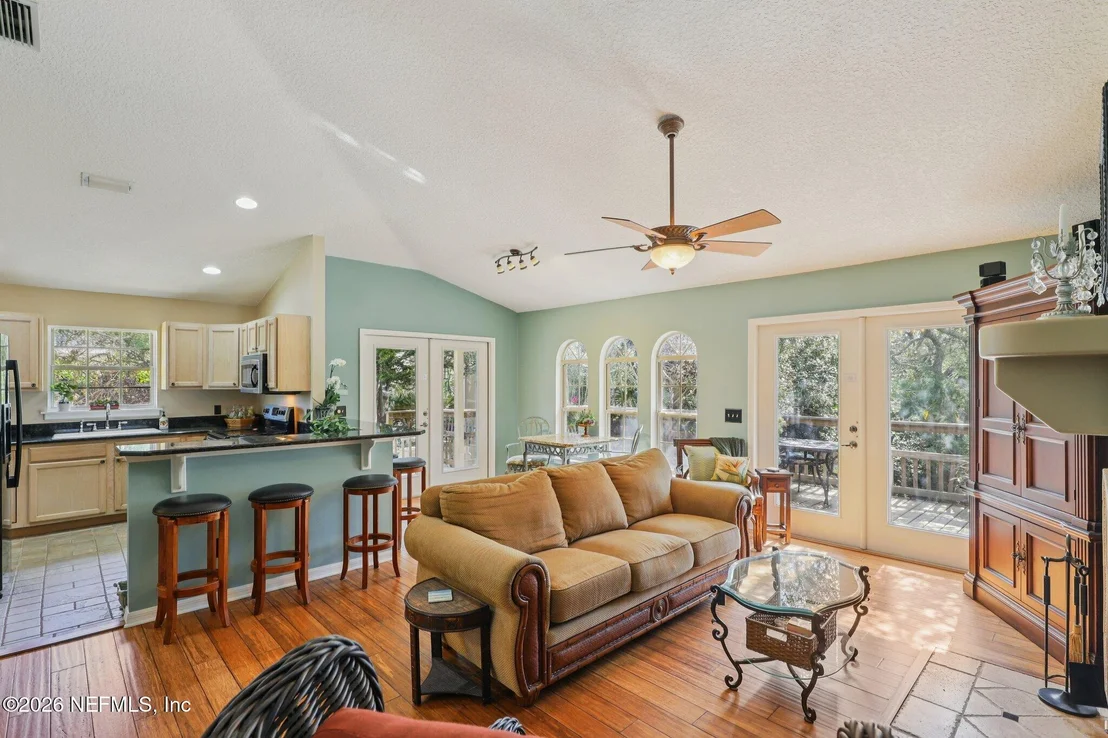 Photo of 303 FOURTEENTH Street