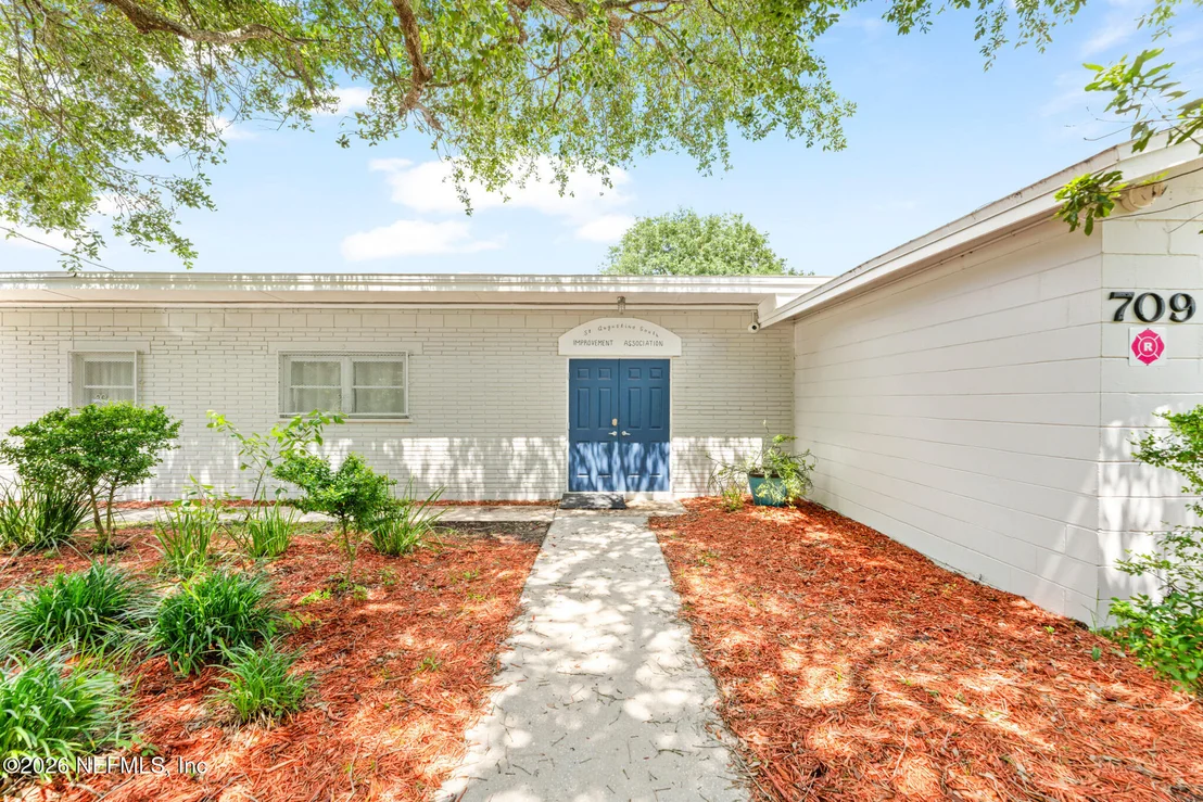 Photo of 111 SWALLOW Road
