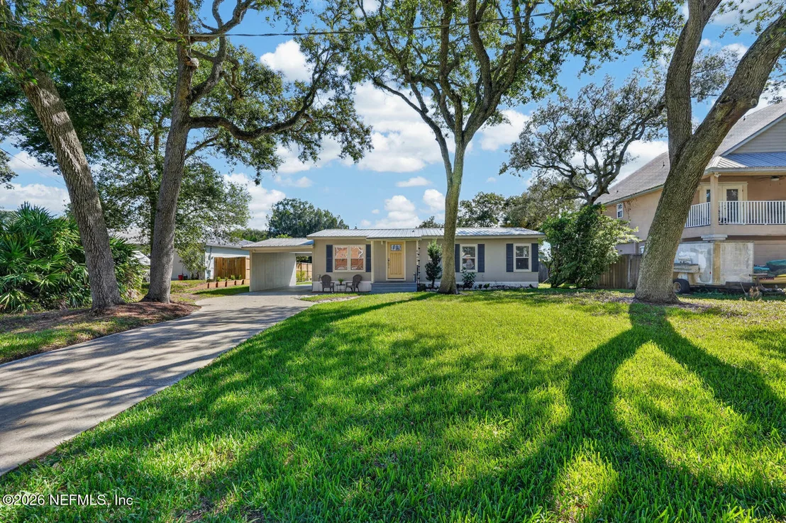 Photo of 6302 GOMEZ Road