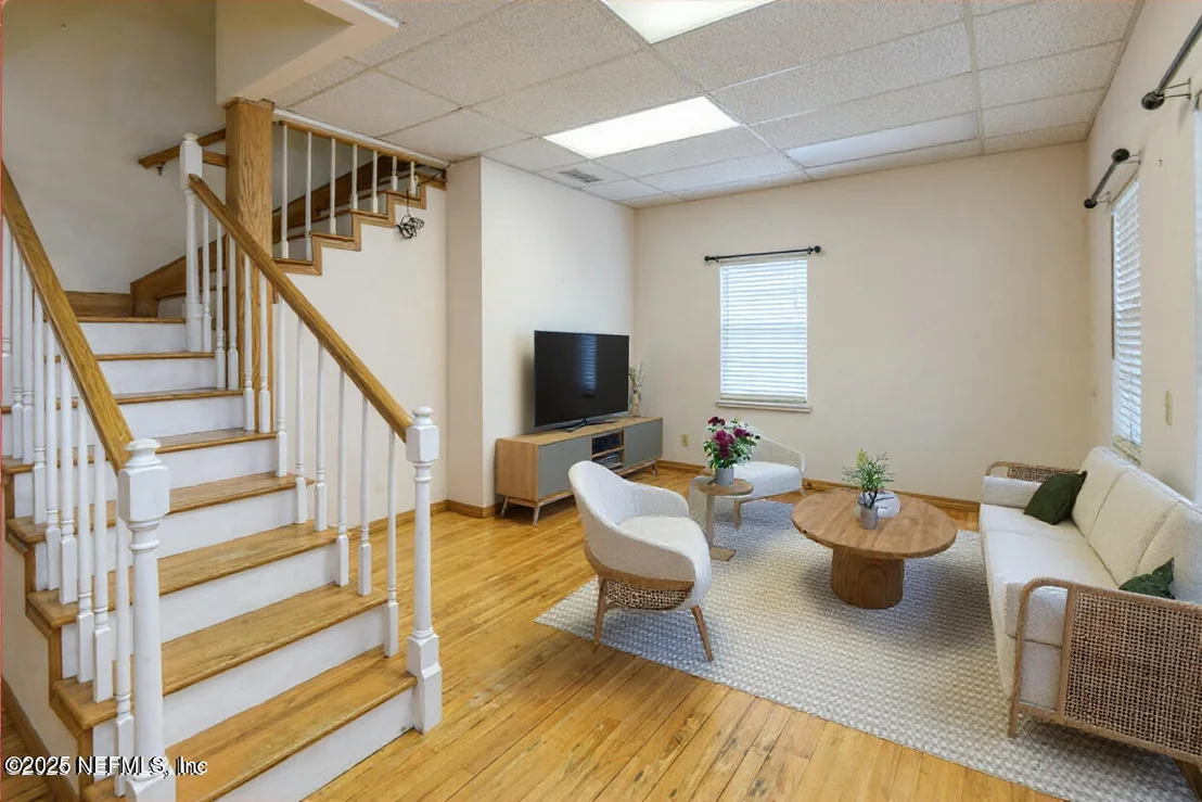 Photo of 10 CENTRAL Avenue