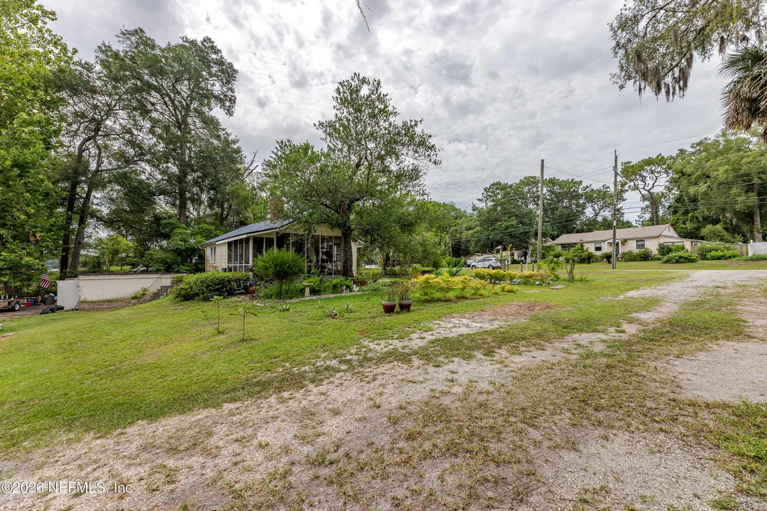 Photo of 1257 CEDAR BAY Road