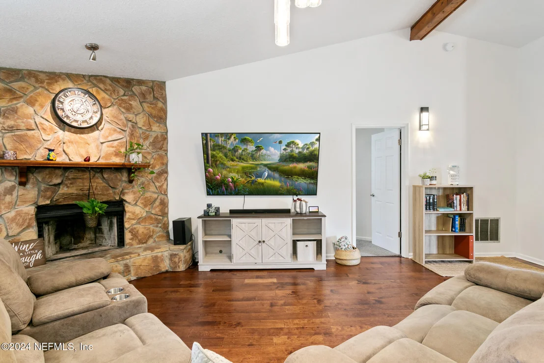 Photo of 10066 LIGHTNER Lane