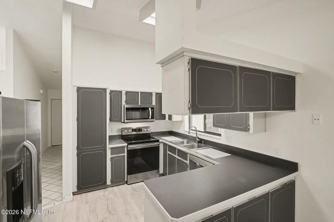 Photo of 10 PATCHOGUE Lane