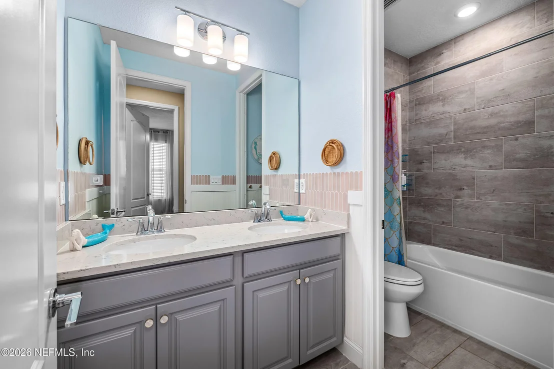 Photo of 137 CALLIEL Way