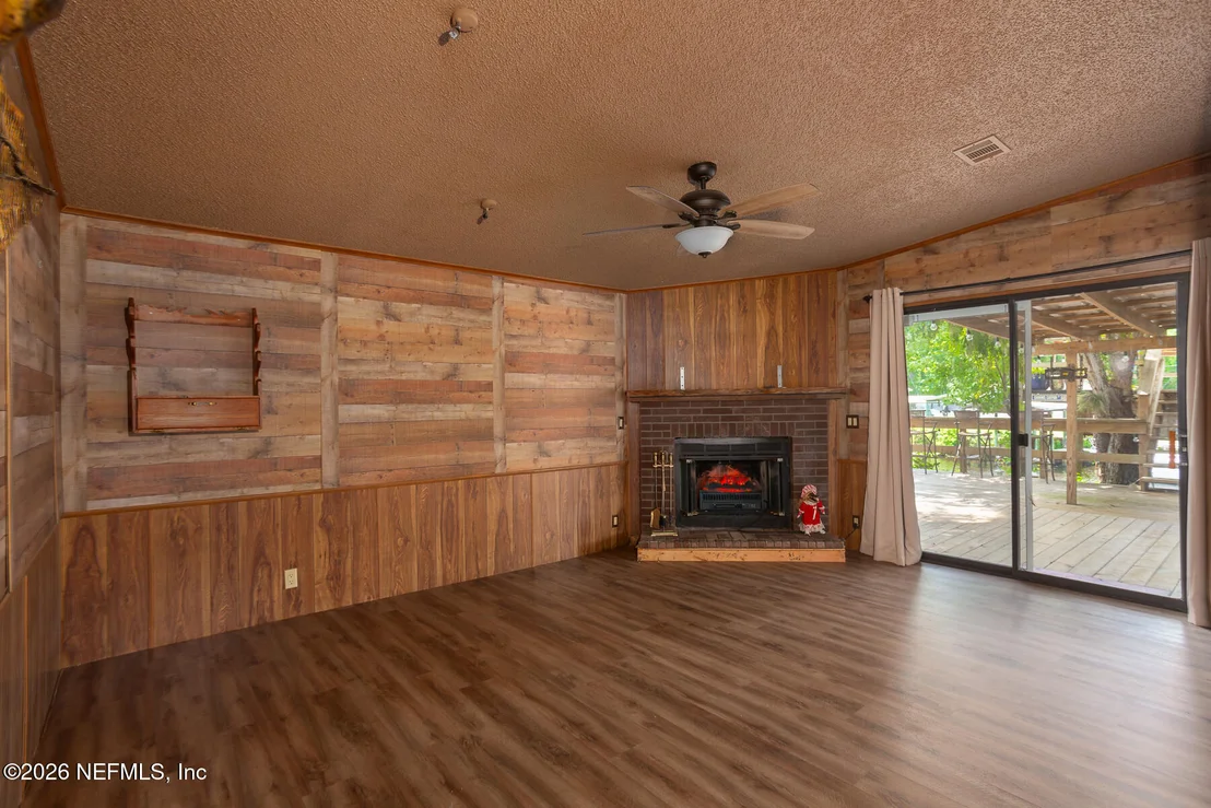 Photo of 153 SMITH Lane