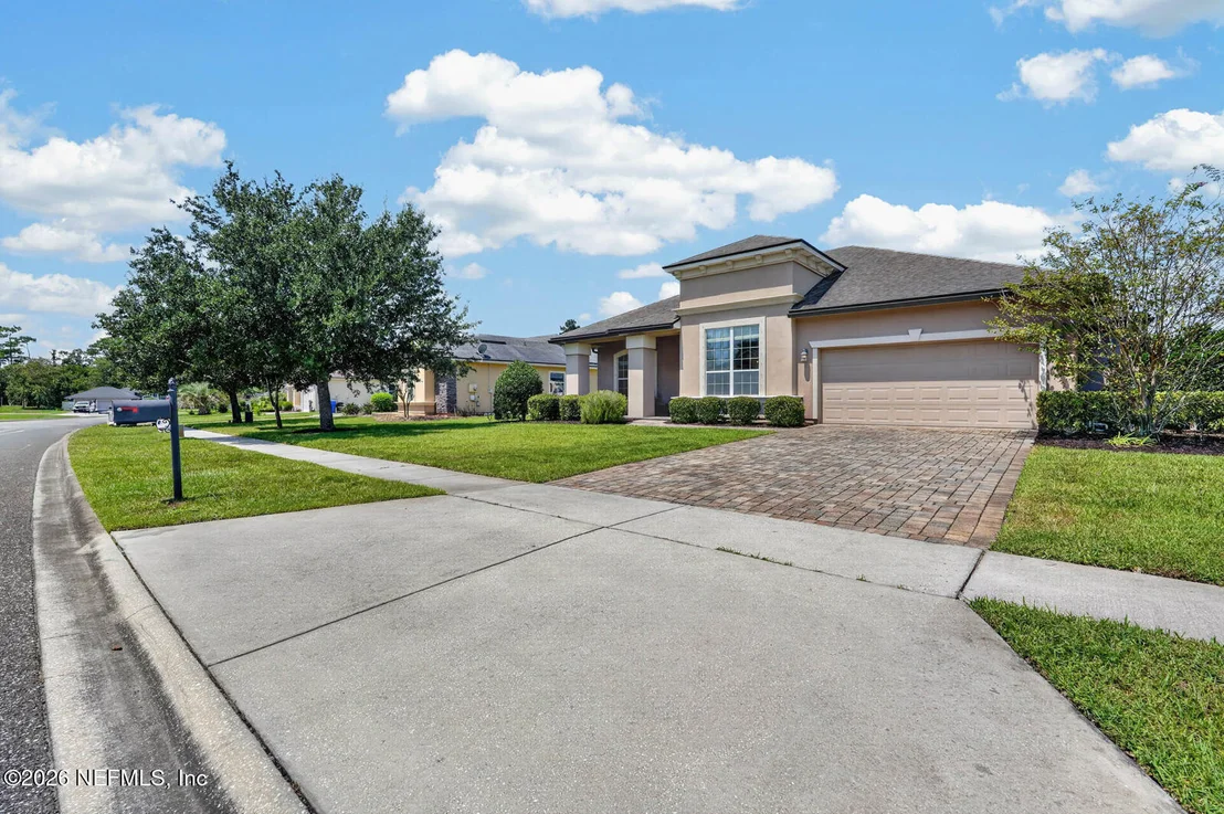 Photo of 412 MARIBELLA Court
