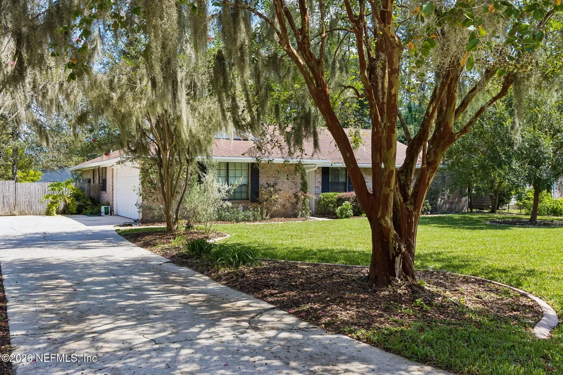 Photo of 12977 SILVER OAK Drive