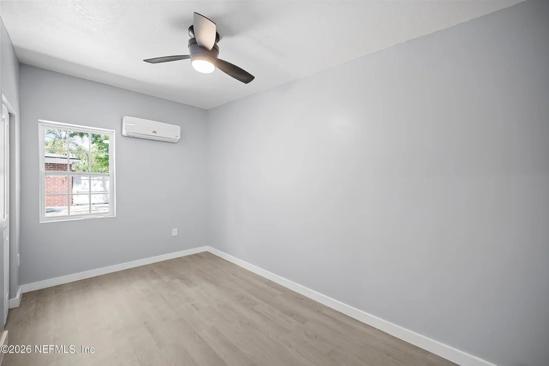 Photo of 3544 COLLEGE Place