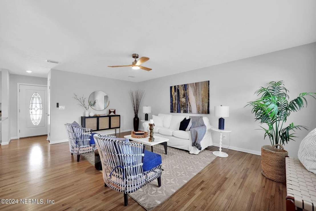 Photo of 2839 CEDARCREST Drive