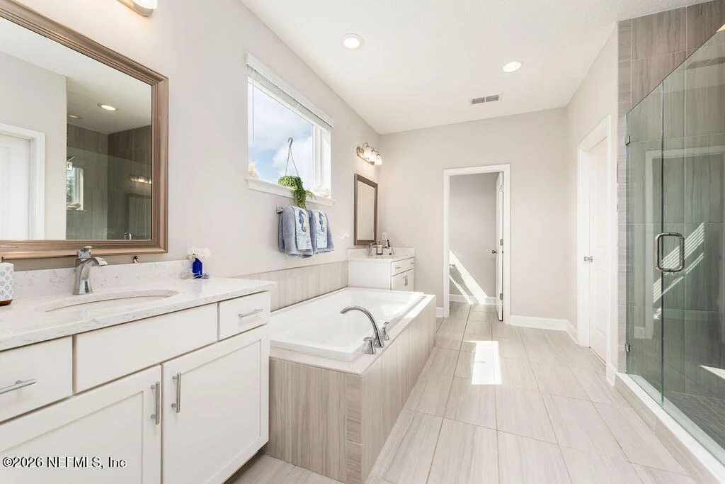 Photo of 818 OUTLOOK Drive