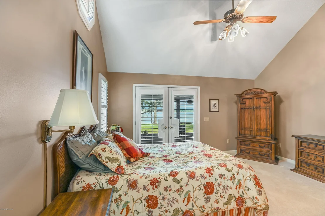 Photo of 8232 RIVER Road