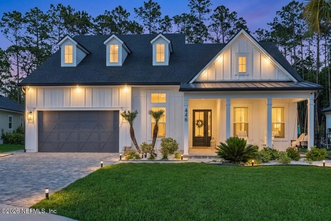 Photo of 446 PALM CREST Drive