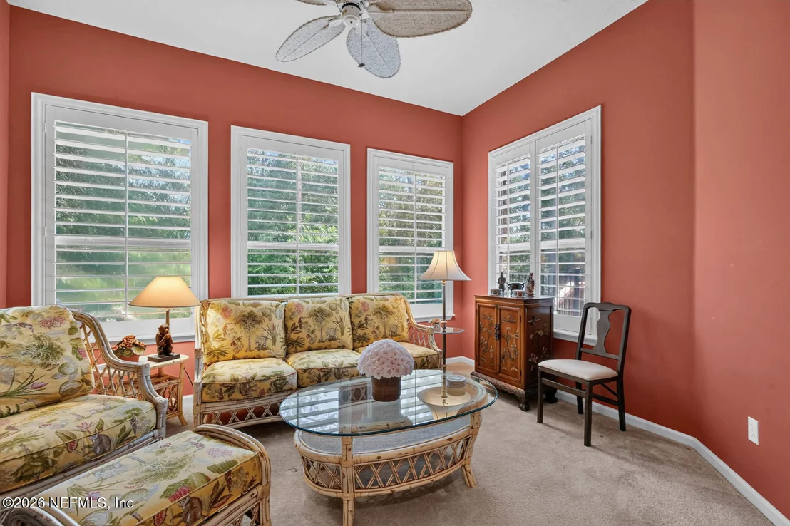 Photo of 832 RILEY Lane