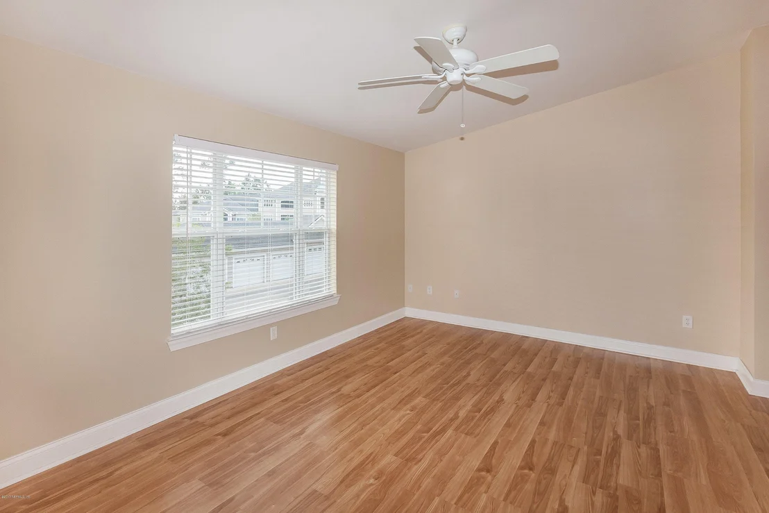 Photo of Unit 211 at 320 RYDER CUP Circle