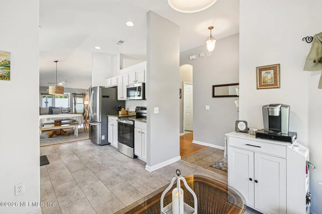 Photo of 1008 OAK ARBOR Circle