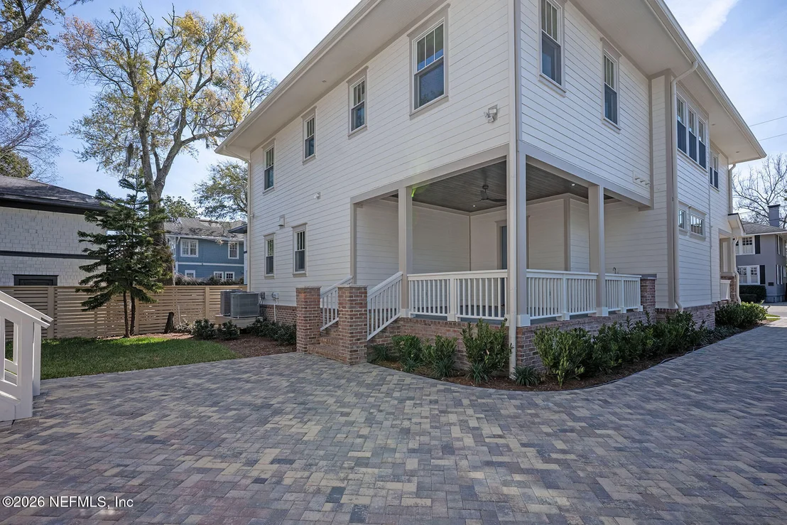 Photo of 1829 POWELL Place