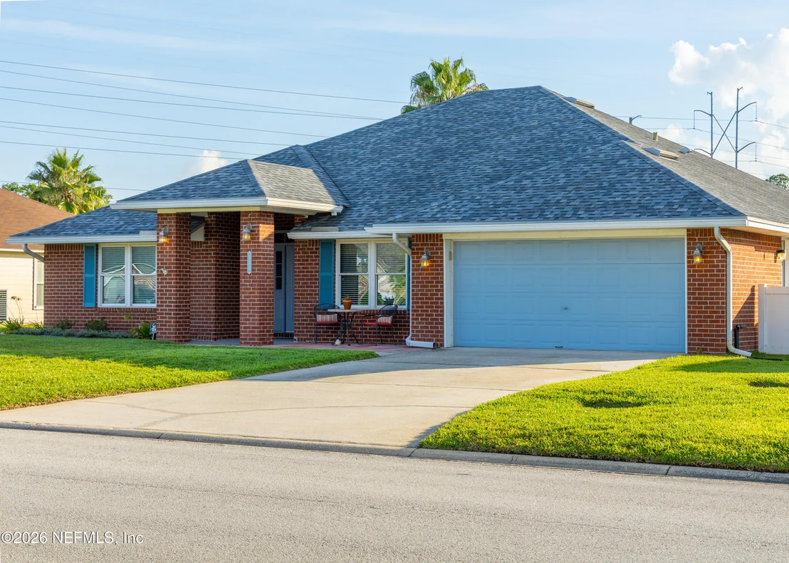 Photo of 556 WHITFIELD Road