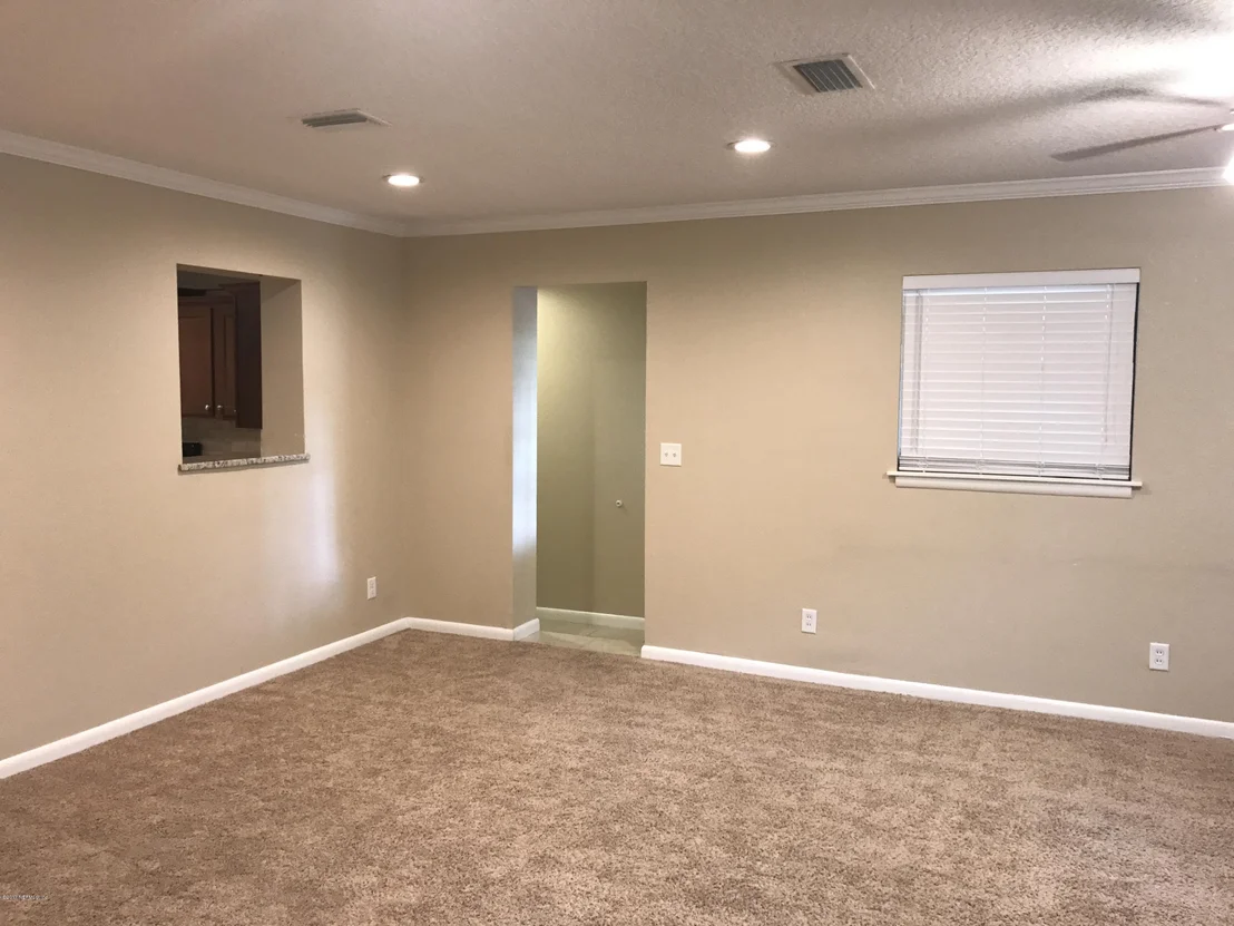 Photo of 4450 BEGBIE Drive
