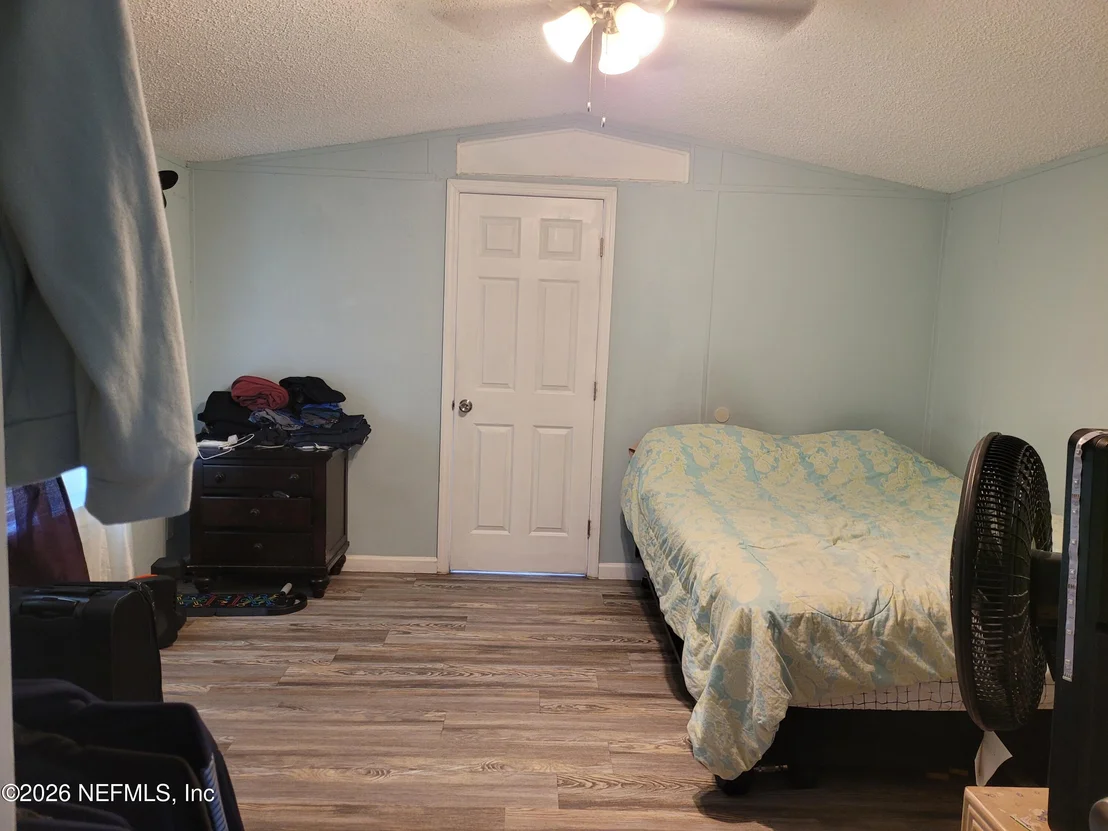 Photo of 445 LOGAN Avenue