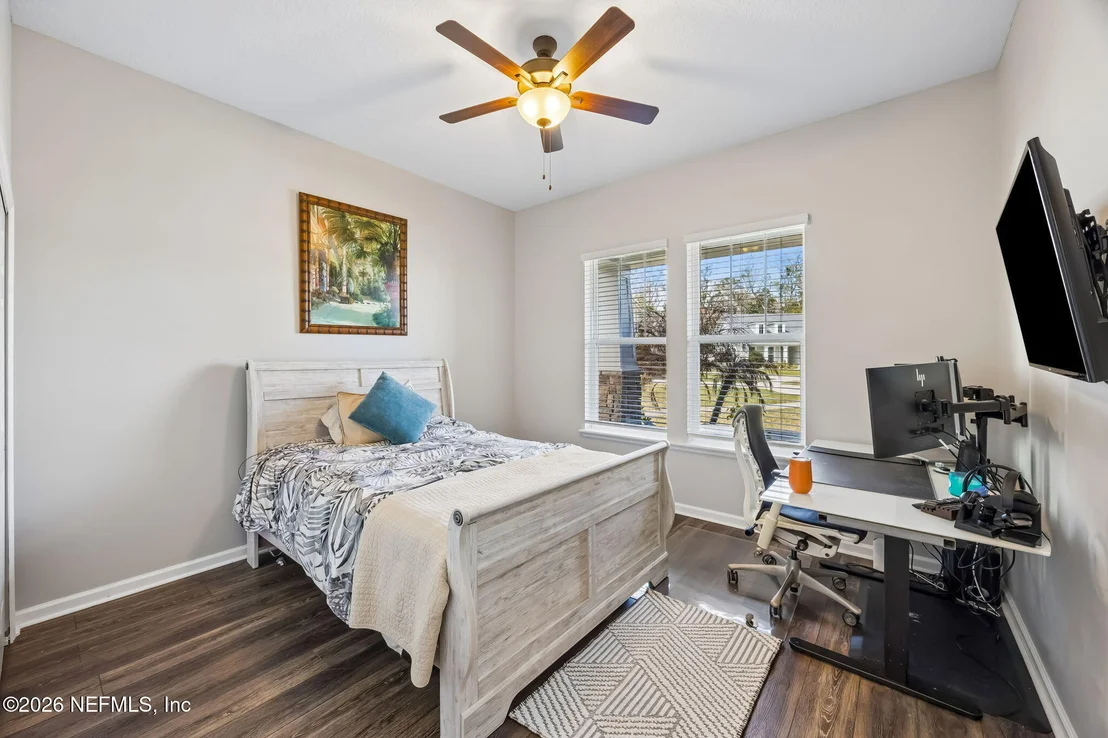 Photo of 225 CLOVERBROOK Road