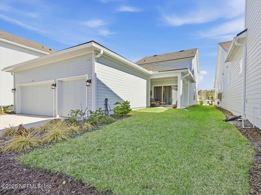 Photo of 146 BLUE HAMPTON Drive