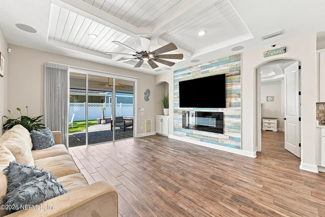 Photo of 322 SILVERLEAF VILLAGE Drive