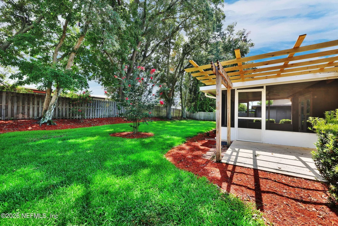 Photo of 1443 BEECHER Lane