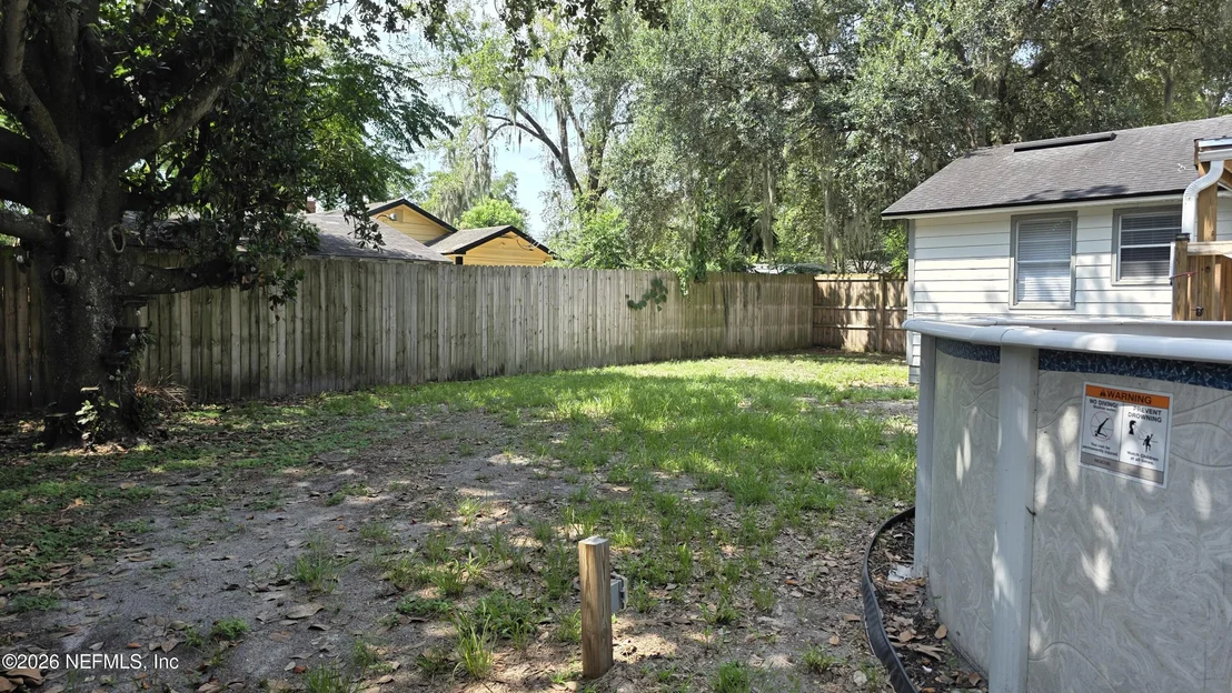 Photo of 9049 JACKSON Avenue