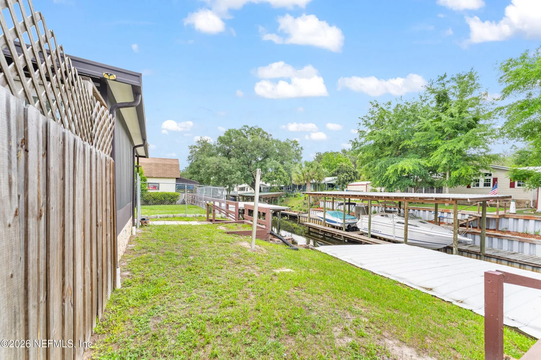 Photo of 418 COVE Drive