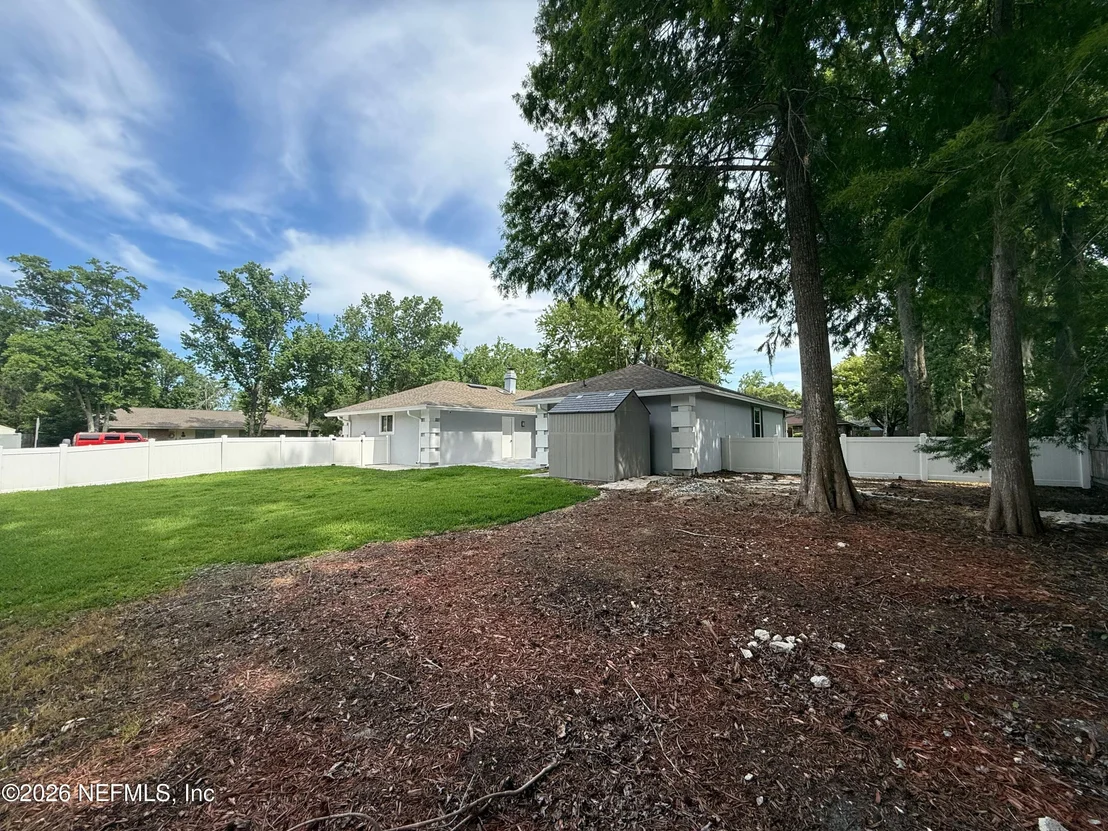 Photo of 11705 EDINBURGH Way
