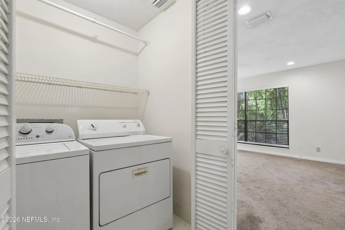 Photo of 2867 SCOTT Circle
