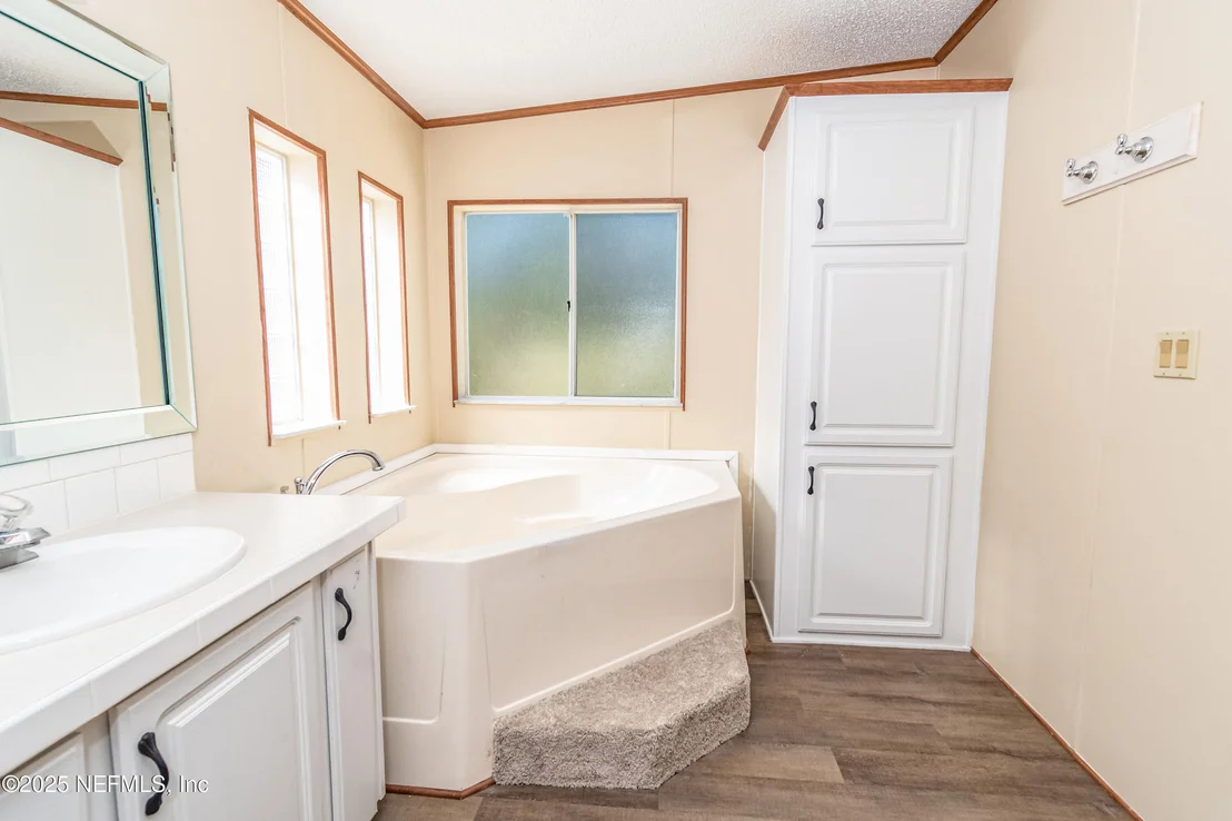 Photo of 5577 MYRTLE Road